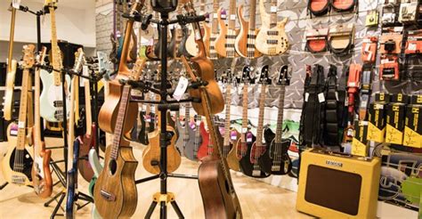 websites to sell musical instruments.